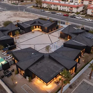 Blackhaus Full Buyout By Avantstay 16-room Hotel